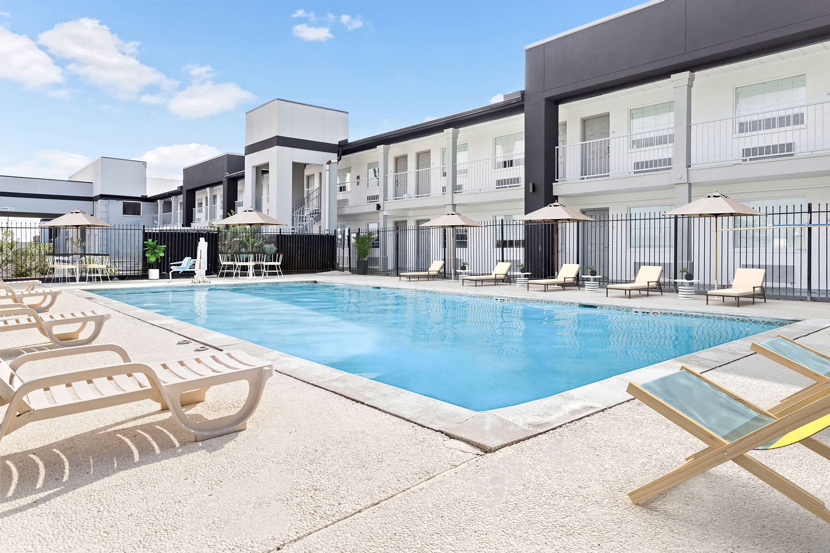 Pool | Baymont by Wyndham Beaumont