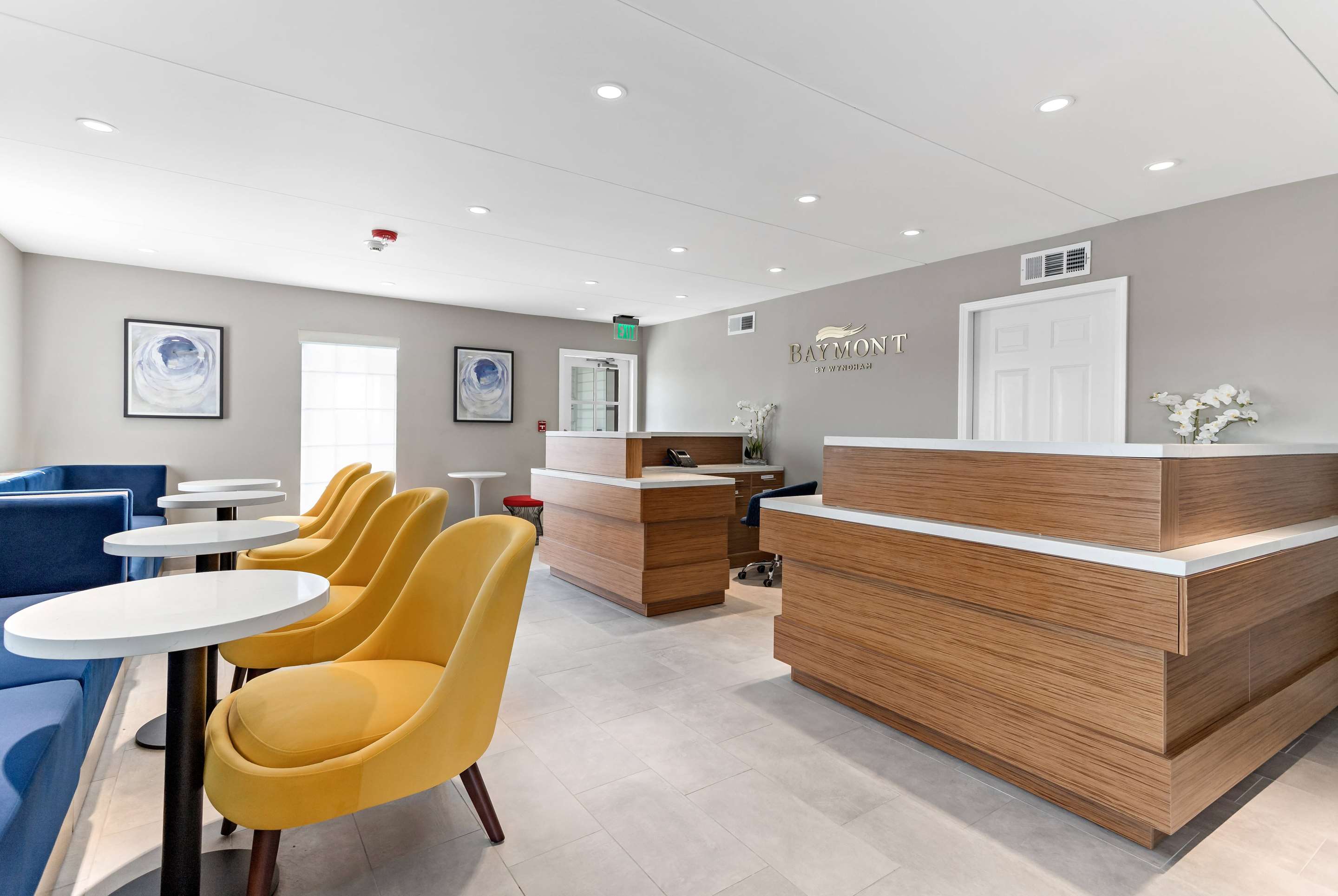 Lobby | Baymont by Wyndham Beaumont