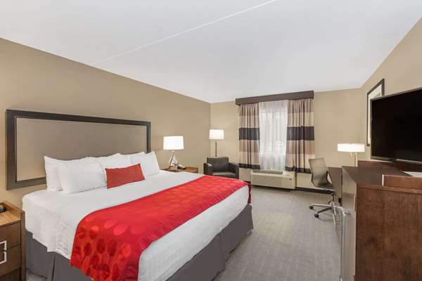  - Ramada Hotel Airport Des Moines