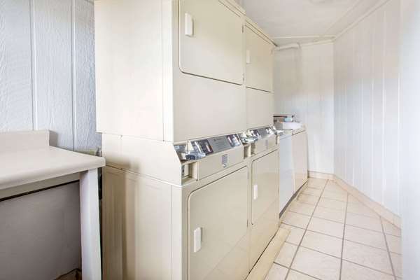  - Days Inn Grand Junction - I-70, Exit 31