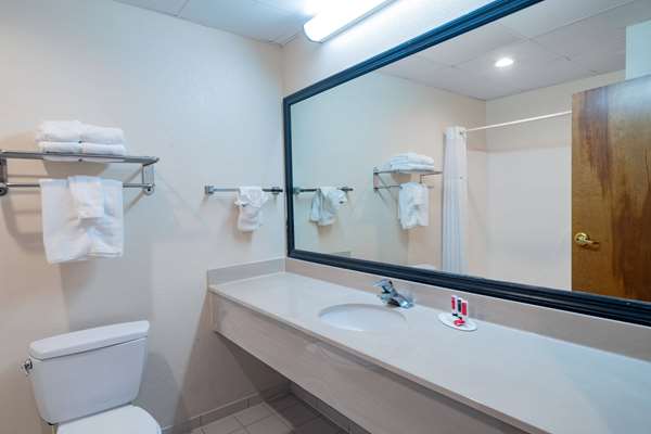  - Baymont Inn & Suites Hinesville