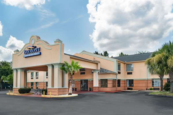 Exterior view - Baymont Inn & Suites Hinesville