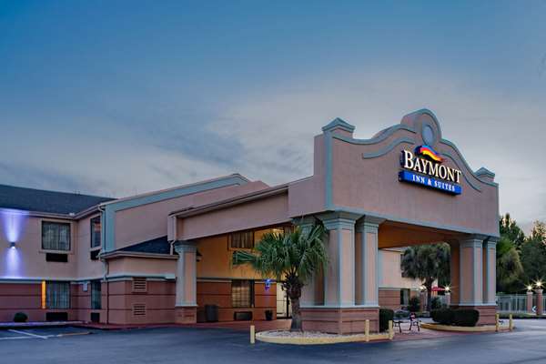 Exterior view - Baymont Inn & Suites Hinesville