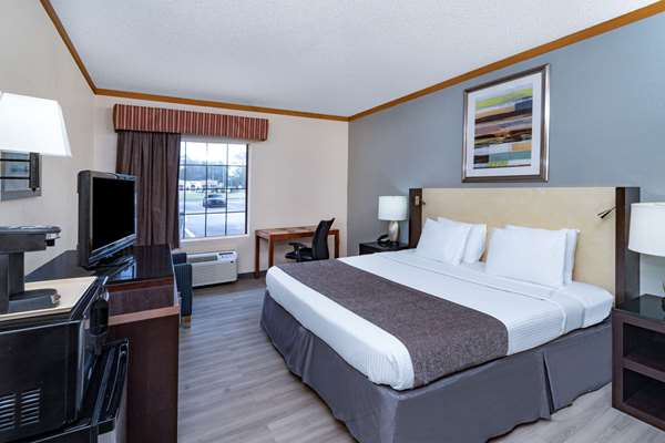  - Baymont Inn & Suites Hinesville
