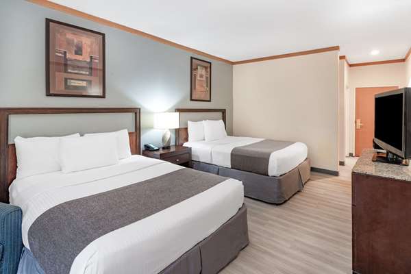  - Baymont Inn & Suites Hinesville