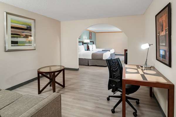 Suite - Baymont Inn & Suites Hinesville