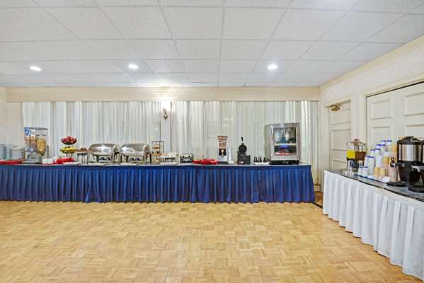  - Ramada Hotel Seekonk