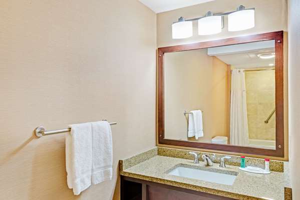  - Ramada Hotel Seekonk