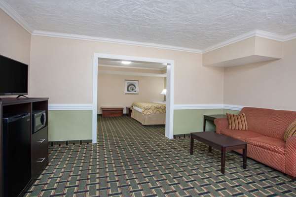 Suite - Baymont Inn & Suites Lake City - I-75, Exit 427