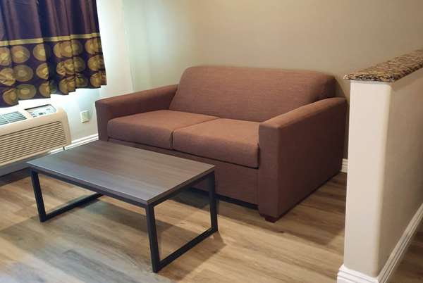  - Super 8 Motel Cypress