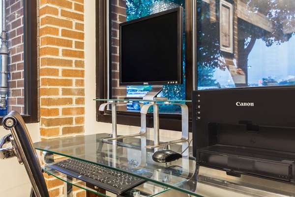 Conference Area - Baymont Inn & Suites Lancaster