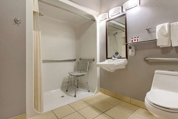  - Baymont Inn & Suites Lancaster