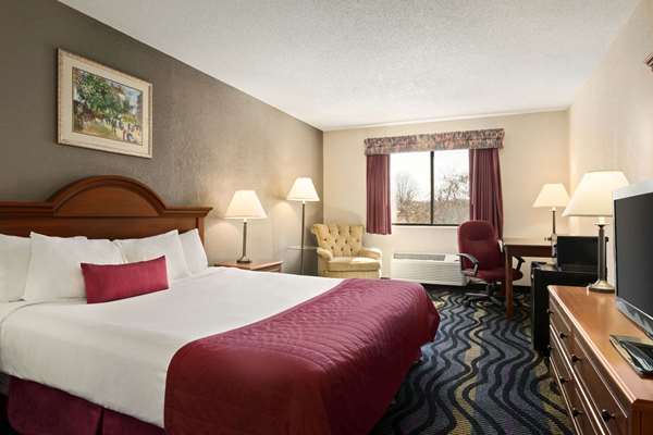  - Baymont Inn & Suites Logan