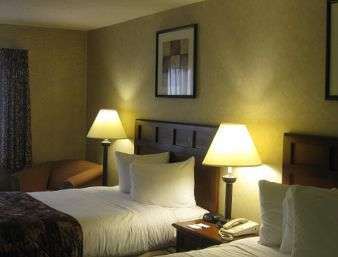  - Baymont Inn & Suites Tuscola - I-57, Exit 212