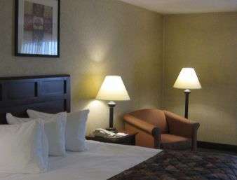  - Baymont Inn & Suites Tuscola - I-57, Exit 212