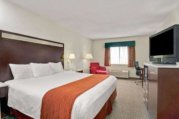  - Baymont Inn & Suites Jeffersonville
