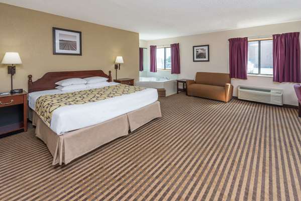  - Baymont Inn & Suites Metropolis