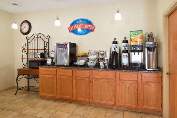  - Baymont Inn & Suites Metropolis