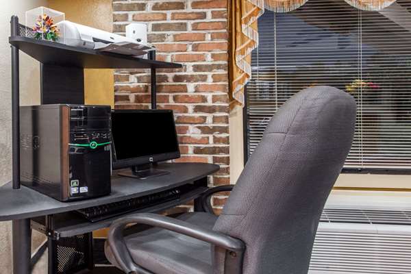 Conference Area - Baymont Inn & Suites Smyrna