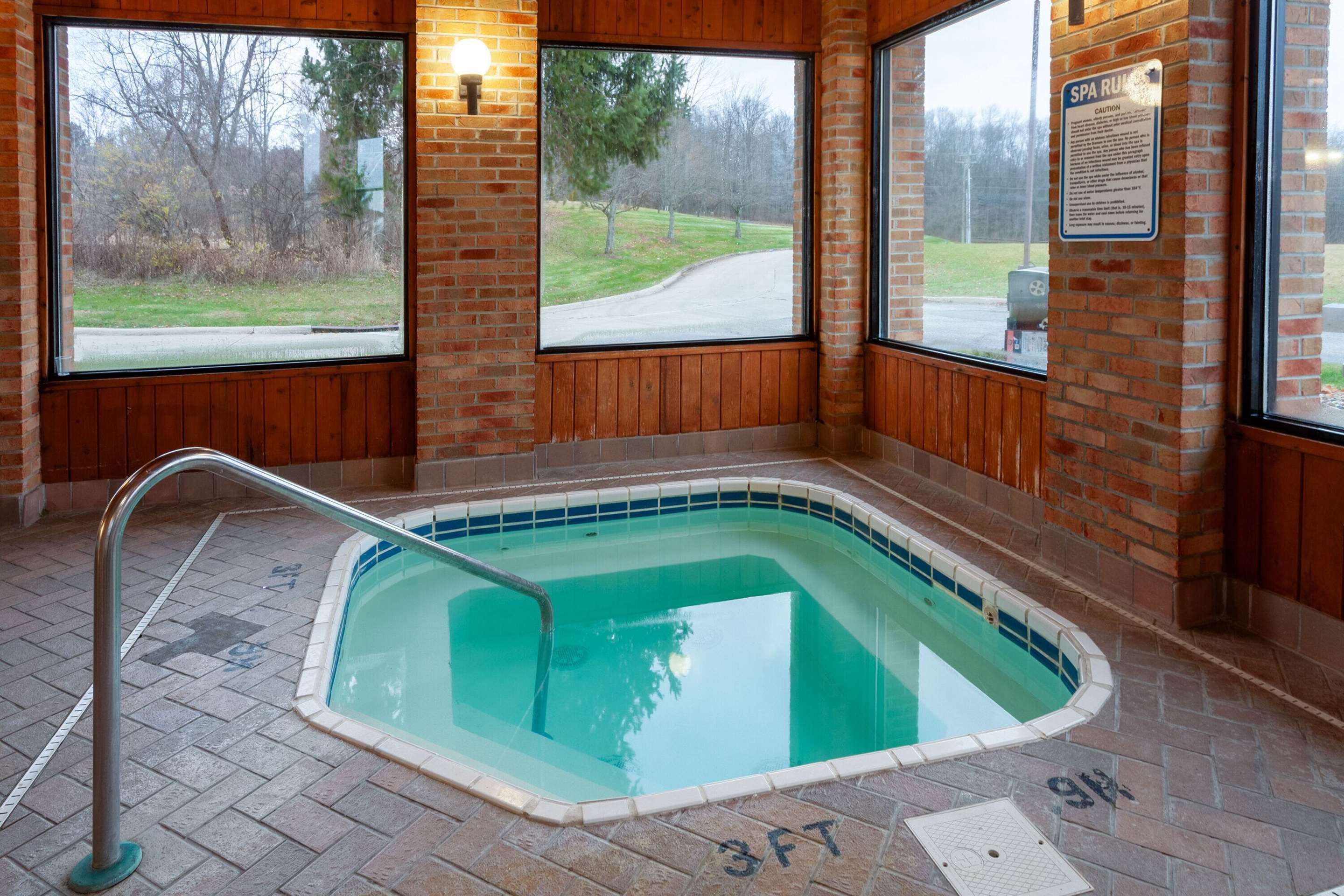 Pool | Days Inn by Wyndham Wooster