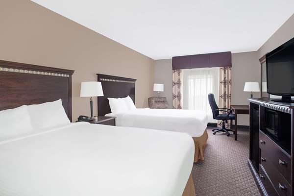  - Baymont Inn & Suites San Marcos - I-35, Exit 200