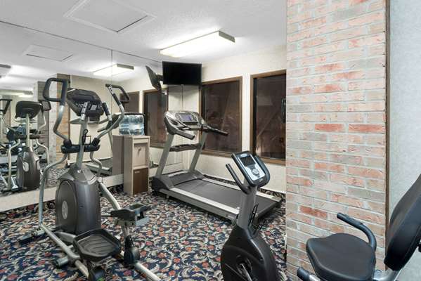 Fitness/ Exercise Room - Baymont Inn & Suites Zanesville