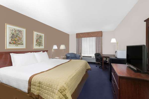  - Baymont Inn & Suites Zanesville
