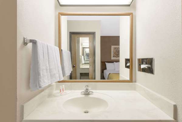  - Baymont Inn & Suites Zanesville