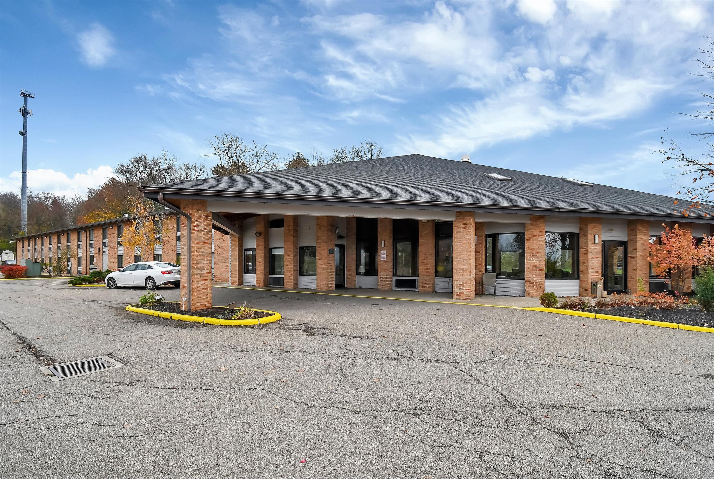 Exterior | Baymont by Wyndham Zanesville