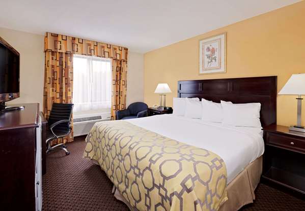  - Baymont Inn & Suites Downtown Battle Creek