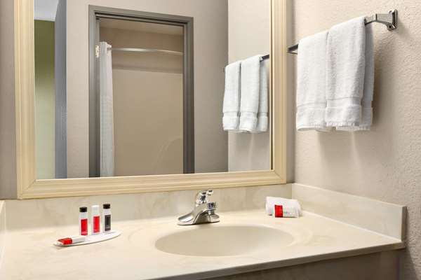  - Baymont Inn & Suites Monroe - I-75, Exit 11