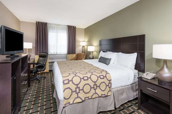  - Baymont Inn & Suites Cambridge - I-70, Exit 178