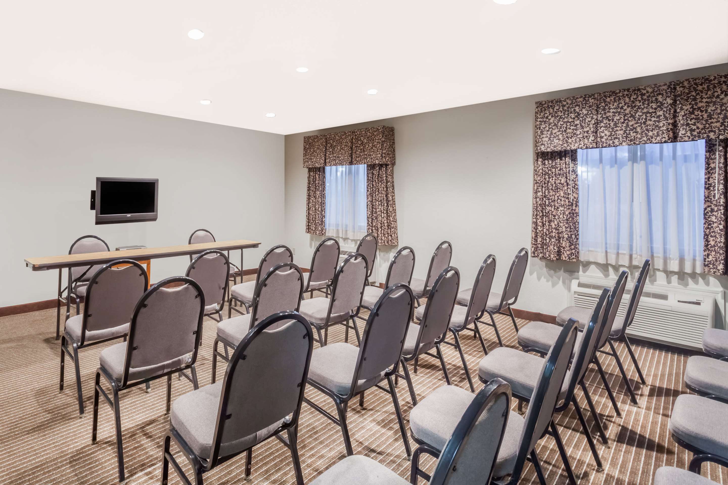 Meeting Room | Baymont by Wyndham Jackson