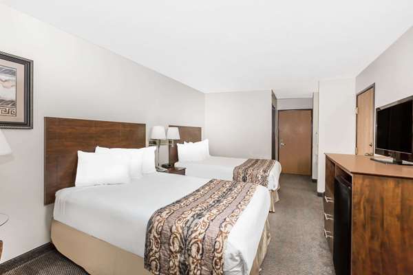  - Baymont Inn & Suites Le Mars