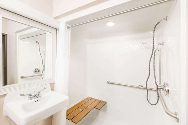  - Baymont Inn & Suites Le Mars