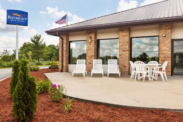 Exterior view - Baymont Inn & Suites Warrenton