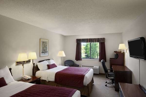  - Baymont Inn & Suites Whitewater