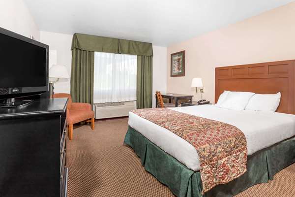  - Baymont Inn & Suites Yreka - I-5, Exit 773