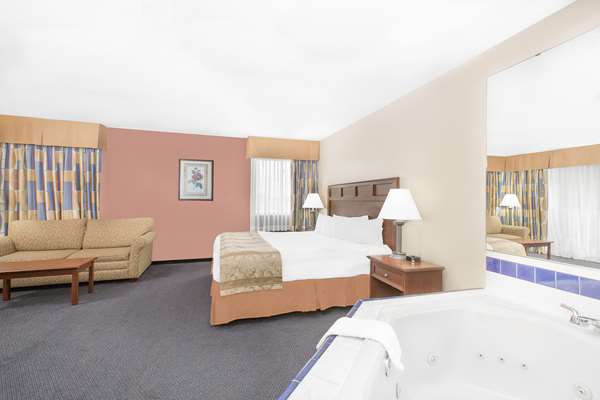  - Baymont Inn & Suites Boone