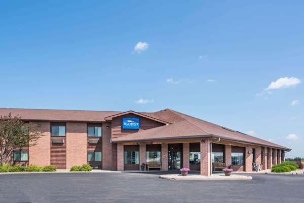 Exterior view - Baymont Inn & Suites Marshfield