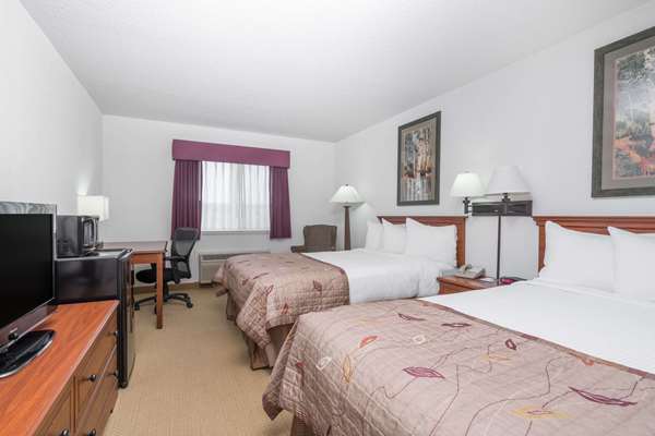  - Baymont Inn & Suites Marshfield