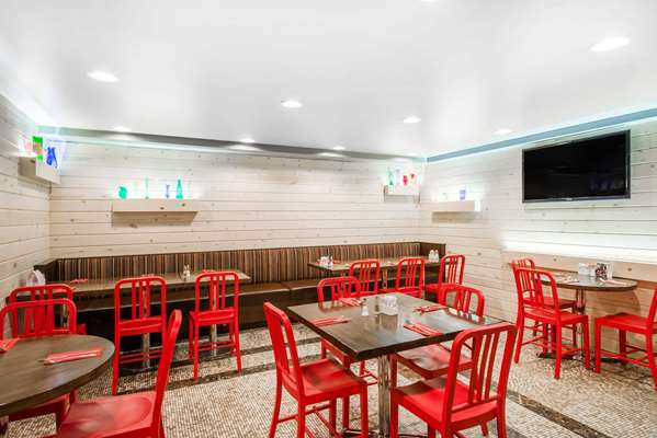Restaurant - TRYP Hotel by Wyndham Times Square South NYC