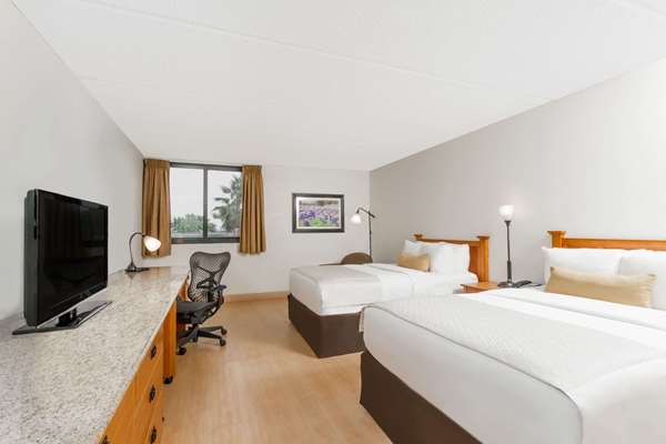  - Wyndham Garden Hotel & Conference Center Austin - I-35, Exit 231