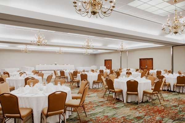  - Wyndham Garden Hotel & Conference Center Austin - I-35, Exit 231