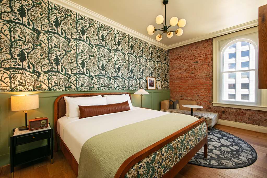 THE MINING EXCHANGE HOTEL-guestroom-Guest Room,On-Site.jpg