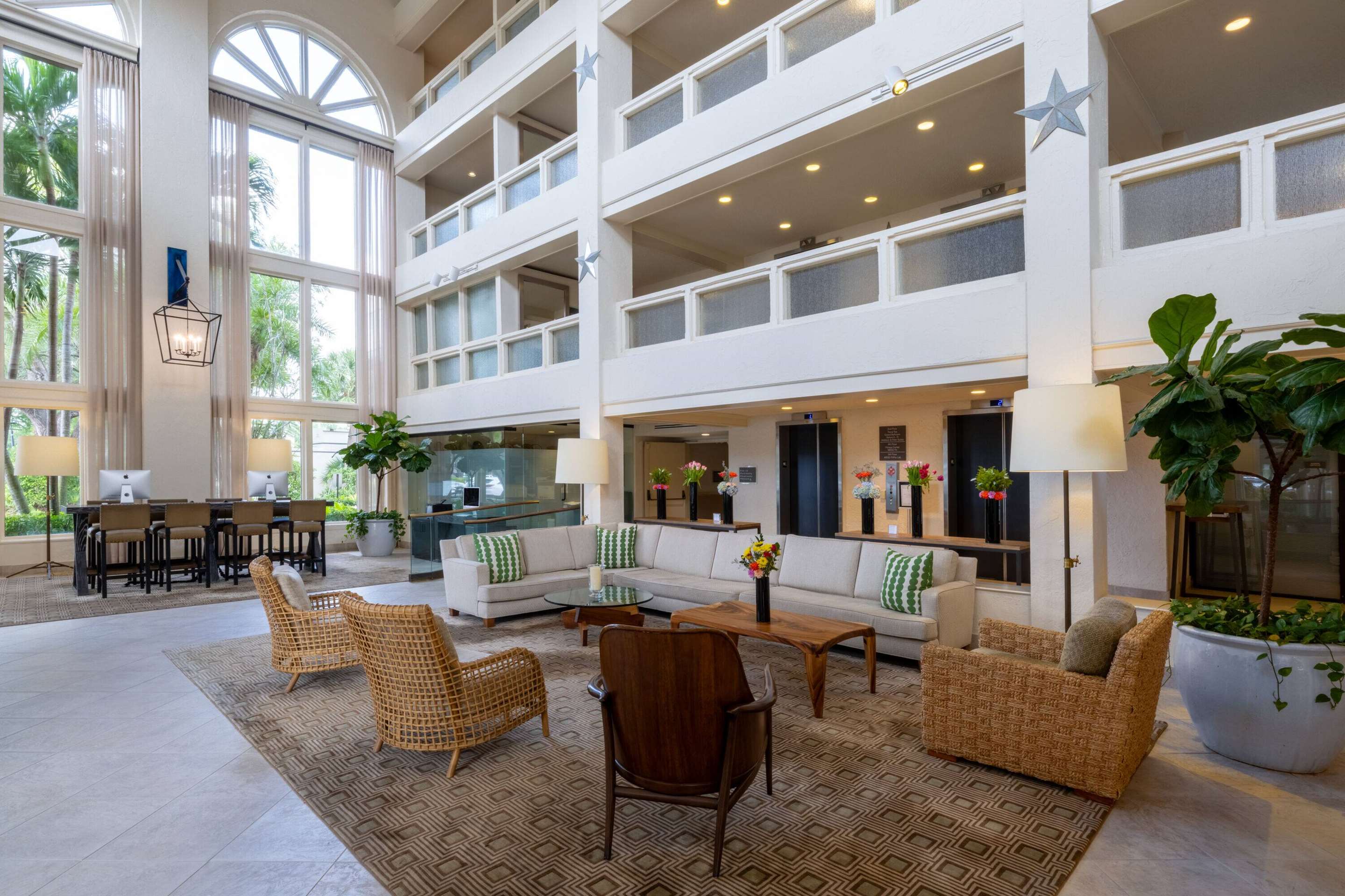 Lobby | Wyndham Boca Raton Hotel