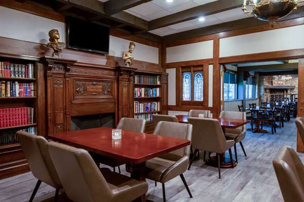 Restaurant - Wyndham Hotel West Indianapolis - I-74 & I-465, Exit 11