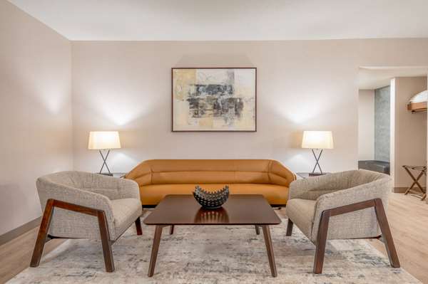 Suite - Wyndham Hotel West Indianapolis - I-74 & I-465, Exit 11