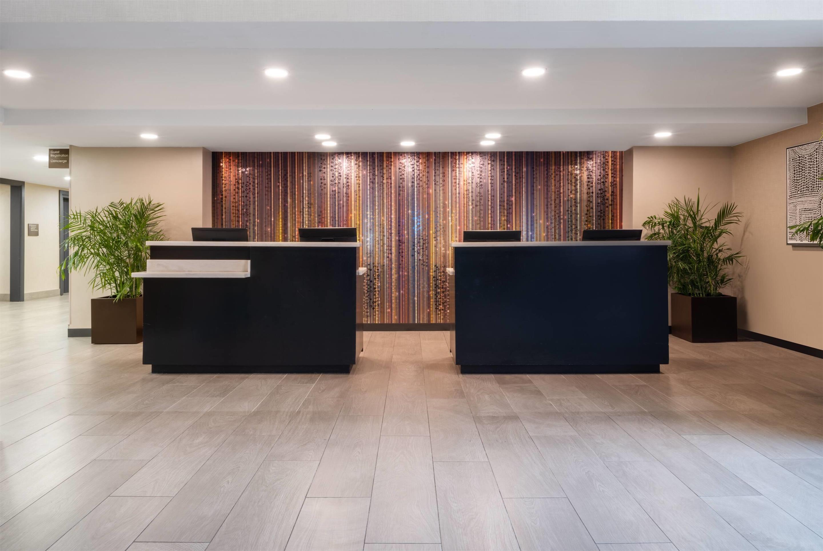 Lobby | Wyndham Indianapolis West