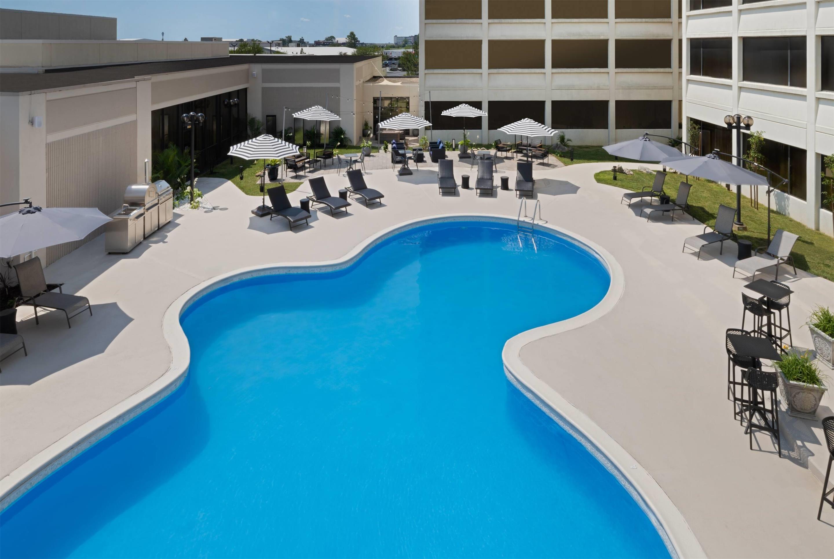 Pool | Wyndham Indianapolis West
